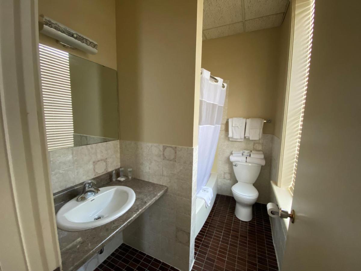 Hotel Bedford Goderich Zewnętrze zdjęcie