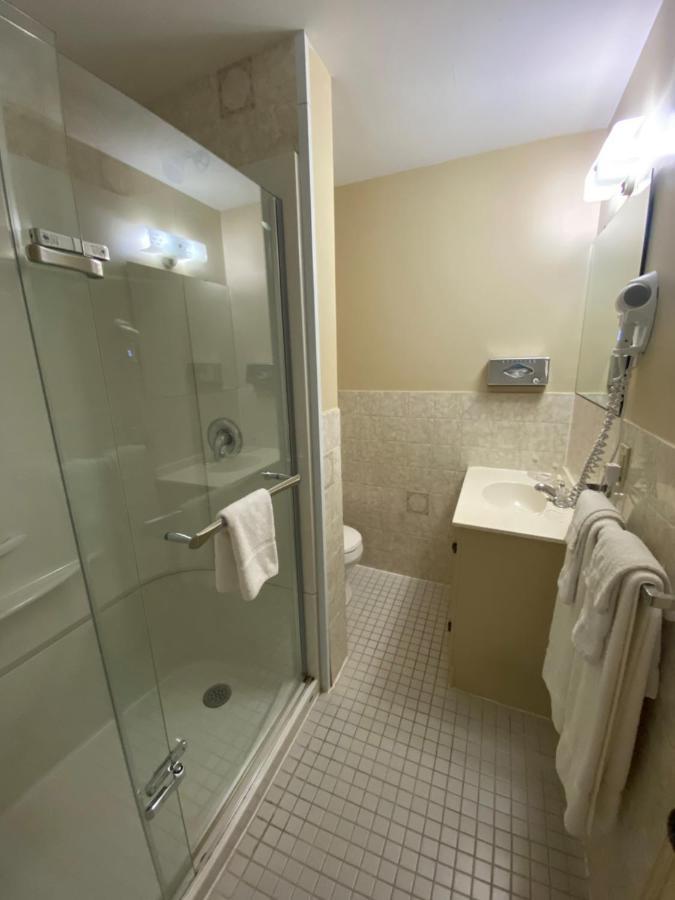 Hotel Bedford Goderich Zewnętrze zdjęcie